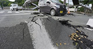 必読!!巨大地震発生時のクルマ＆バイク緊急対応術を徹底解説