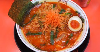 【辛極らうめん】優しいうどんを求めていたはずが......大阪の立ち食い店で朝からすする、旨辛の度が過ぎる衝撃ラーメン：パリッコ『今週のハマりめし』第225回