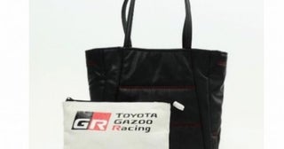 JAL、TOYOTA GAZOO Racingとのコラボ商品を販売スカイネクスト座席の本革を使用したトートバックなど