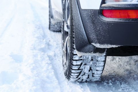 東京で「冬タイヤ」の用意は必要？ 年に一度しか雪が降らなくても、用意すべき？ 走行時の注意点も解説 - Ameba News [アメーバニュース]