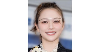 オフ感たっぷりで美肌きらり…村重杏奈、水色トップスの“リラックス”ショットに「美肌」「私服かわいい」