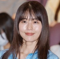 有村架純、美肩ドレスで魅力全開“圧倒的な透明感”に衝撃「マジで可愛い」