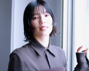 「別の道を選んでいたら…」と悩んだ過去も。石井杏奈（27）が明かす、先輩・寺尾聰からの“忘れられない言葉”