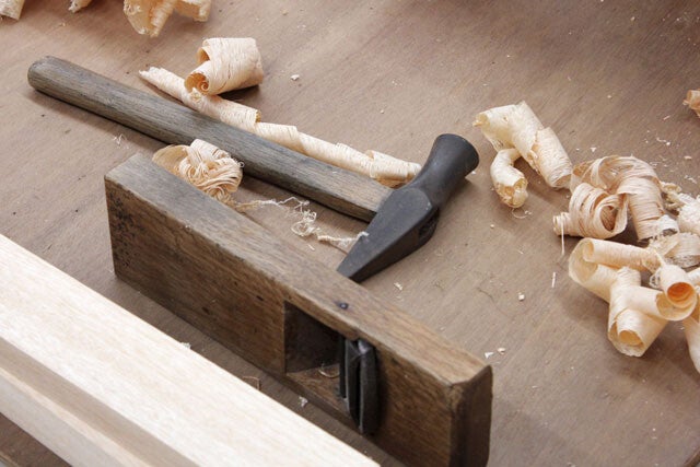 年収2000万のブルーカラーも当たり前に？AIがもたらすホワイトカラーの削減と「ブルーカラービリオネア」