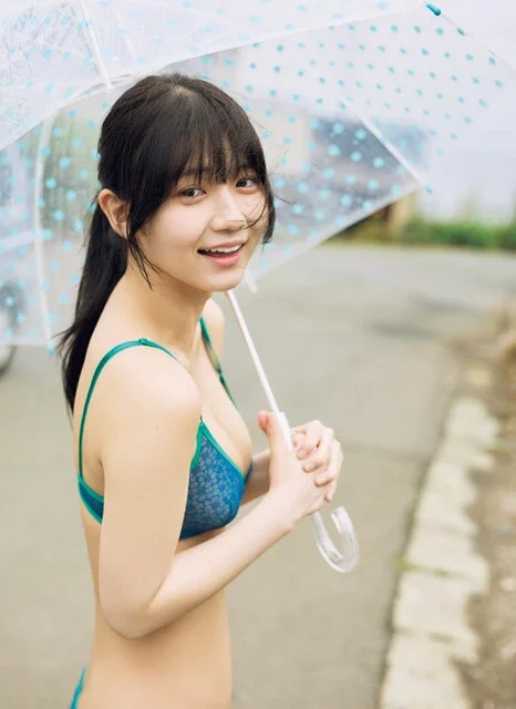 春のTGIF 週プレ賞 2026グランプリ！注目の"アンニュイアイドル"犬乃かりん「予想のつかない行動をすることが多いみたいです」