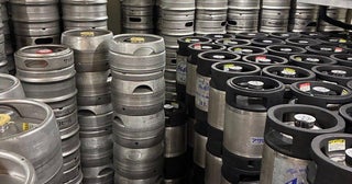ビール好きは神宮球場へ。ヤクルトスワローズが「生ビール半額ナイター」を追加開催！