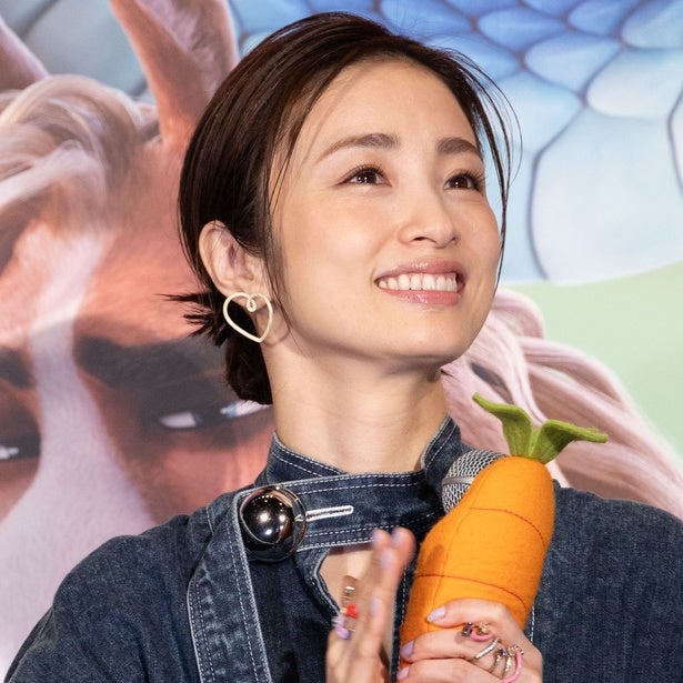 上戸彩「ママ友も映画館に…」“ジュディ役”務めた『ズートピア２』歴史的ヒットに喜び