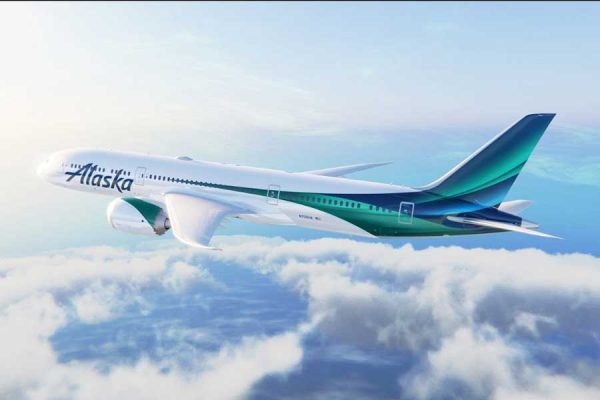アラスカ航空、特典航空券への交換半額東京発着も