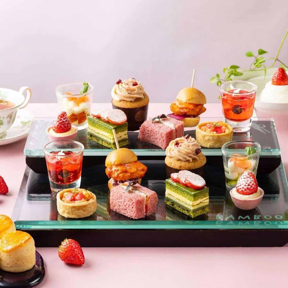 夏もいちごが食べたい！7～8月に楽しめるいちごアフタヌーンティー3選。いちご尽くしや桃とのコラボも
