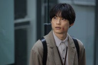 『告白－25年目の秘密－』初回 松村北斗、無垢で危険な主人公で新境地ネット称賛続々「今までにない役」「めちゃくちゃ怖い…」