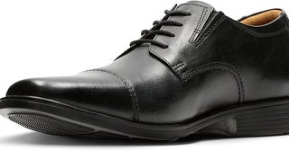デキるビジネスマンの足元は【クラークス】シューズ 「Amazonセール」27%OFFとお値段もフッ軽