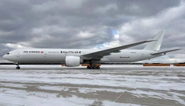 JALとカリッタ航空、東京/成田〜シカゴ線定期貨物便を増便12月10日から週5往復、特別塗装機も