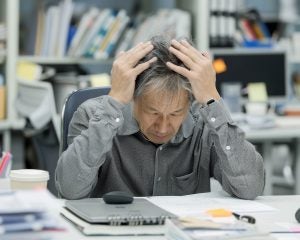 貯蓄と相続で“資産2000万円”の男性。「老後資金には少し足りない気がする」焦りが招いた最悪の末路