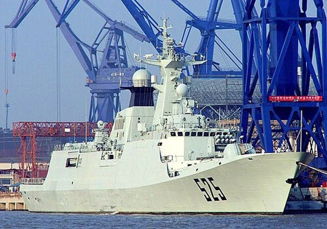 「中国海軍と中国の2000隻民間漁船が宮古海峡を封鎖、先島諸島に侵攻!?」そのとき日本はどうする？