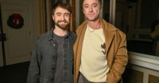 ダニエル・ラドクリフ＆トム・フェルトンの再会ハグにファン涙