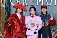 ミセスが語る『桃太郎』衣装のこだわり若井は犬＆猿＆キジを一人で担当＜Mrs. GREEN APPLE presents 『CEREMONY』＞