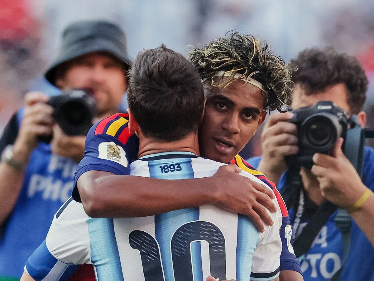 【ワールドカップ】スペインに優勝をもたらした「誰が出ても同じサッカー」 アルゼンチンの敗因は？