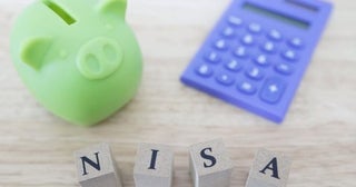 NISAの「成長投資枠」で“月3万円・年率7％”で運用したいです。でも少額なら「つみたて投資枠」と変わらないですか？“20年後の利益・メリット”を確認