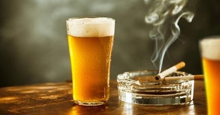 お酒とたばこに「年50万円」払う友人。「俺は高額納税者」とのことだけど、実際の“税金の割合”はどのくらい？ 税率・税額を解説