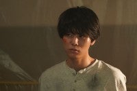 『降り積もれ孤独な死よ』第6話“蒼佑”萩原利久「お前は誰だ？」自分を捕らえた“鈴木”佐藤大樹と対峙