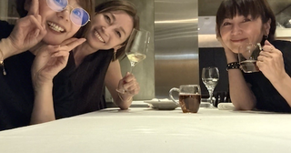  渡辺満里奈、辺見えみり＆陣内貴美子と女子会、笑顔溢れる３ショット 
