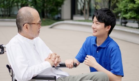 父の老人ホーム入居金「500万円」を兄が全額負担しました。兄は「相続のときに先に返してもらう」と言っていますが、ほかの相続人より優先して受け取れるのでしょうか？