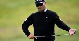 久常涼が首位をキープ「いい位置で週末を迎えられる」松山英樹は10位に浮上