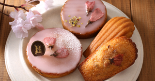春色スイーツが「ビスキュイテリエ ブルトンヌ」に勢ぞろい。桜が香る焼き菓子を持ってお花見に出かけよう！