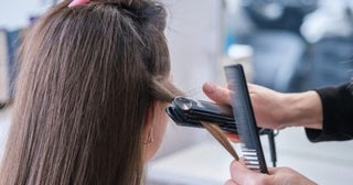 美容院に15分遅刻したら「次のお客様がいるのでキャンセル扱いにし、全額請求します」と言われました。施術を受けていないのに払う義務はあるのでしょうか？