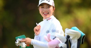 歴代覇者・佐久間朱莉のツアー初Vを祝福丸山茂樹が主宰するジュニア大会出身プロが豪華過ぎる