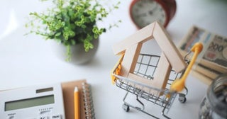 息子夫婦の「マイホーム資金」として「500万円」ほど支援しようと考えています。やはり「贈与税」がかかるのでしょうか？