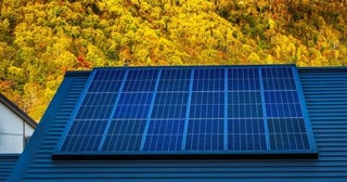 10年前に「100万円」かけて太陽光発電を設置しました。売電価格が下がった今、もう“損する設備”になってしまったのでしょうか？