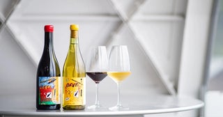 横尾忠則氏がラベルを手がけた愛媛・大三島産の紅白ワイン発売！東京で記念企画も