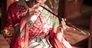 グラビアレジェンドが“花魁”に挑戦元AKB48は人生初のギャル姿でグラビア