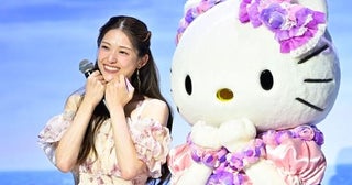 松村沙友理が尊敬するハローキティと対面！“サンリオキャラが考える夢のホテル”がテーマの体験型展示イベントに登場