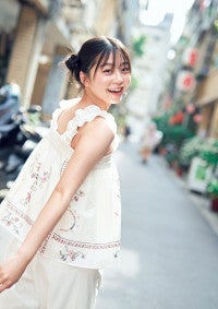 「制コレ」史上最高級美少女が長い髪をバッサリ最新グラビアほか国際派女優の大胆肢体も！