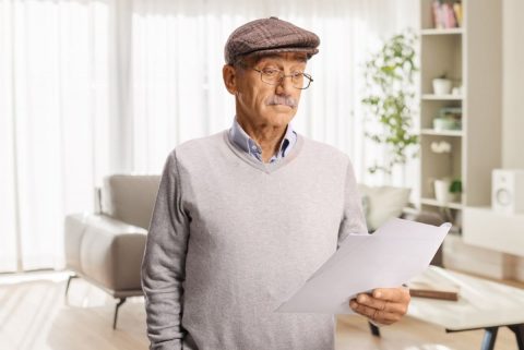 「独身は年金で不利だ」と言われましたが、なぜでしょうか？独身の場合、今まで払った年金は何歳まで生きれば元が取れますか？
