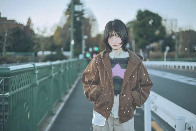 元ヤナミューの間宮まにがアーバンギャルド・おおくぼけいのプロデュースでソロアーティストデビュー！ 「歌に自信がないので、楽曲ごとに異なる人格を宿しました」