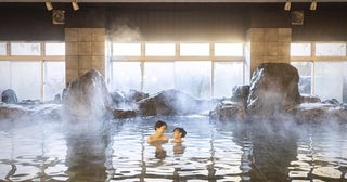 秋のプライベート紅葉温泉旅へ！大江戸温泉物語で叶える“大人の贅沢”＆“愛犬と過ごす”快適なひととき