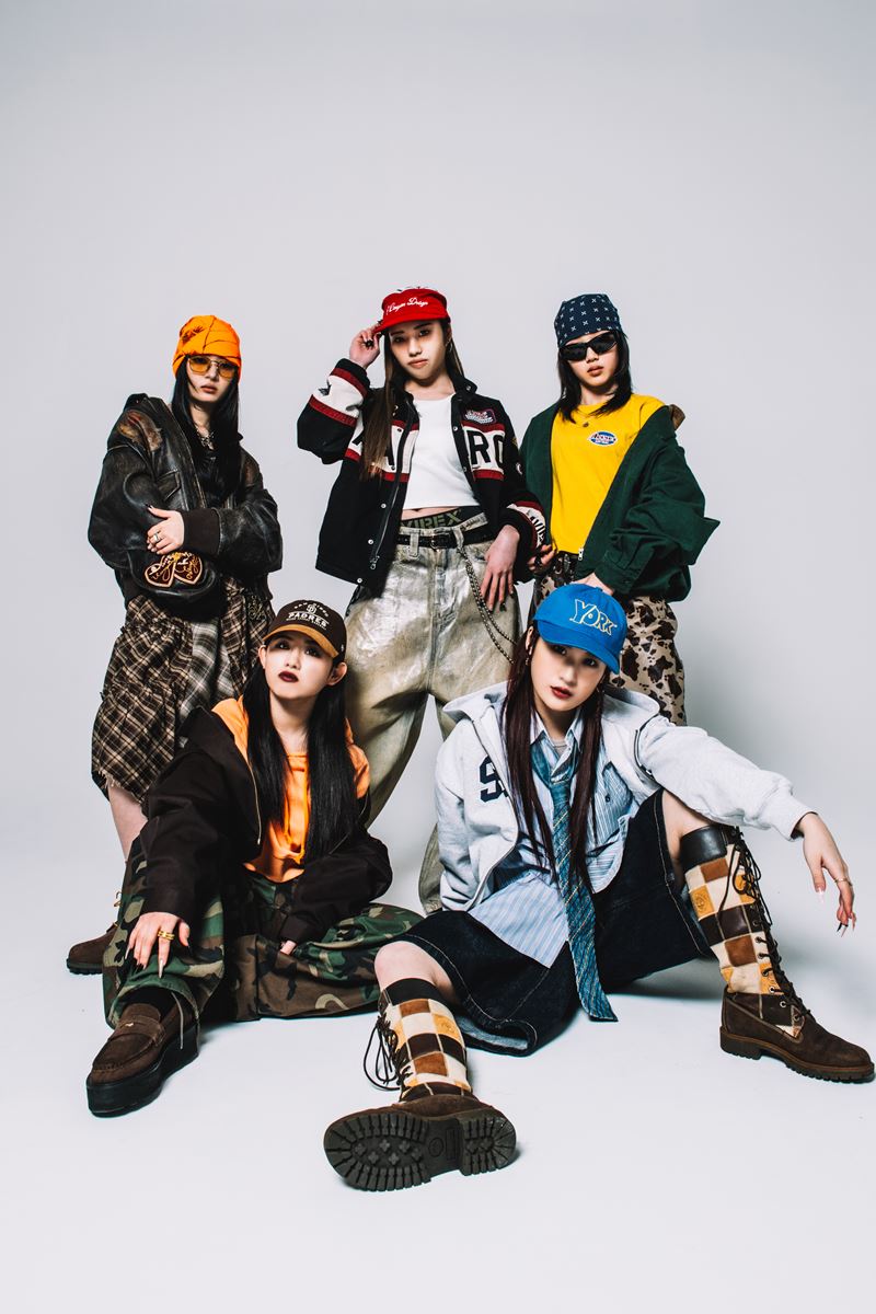 DABO＆DJ HAZIMEがCYRENに託した“リアル” 10代の5人が鳴らす本物のHIP HOP初ライブ＆インタビューで見えた、CYRENの現在地