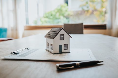 退職金「1000万円」で自宅をリフォームする予定です。水回りや外壁補修などで合計「700万円」ほどかかると言われましたが、年金生活を考えると使いすぎでしょうか…？