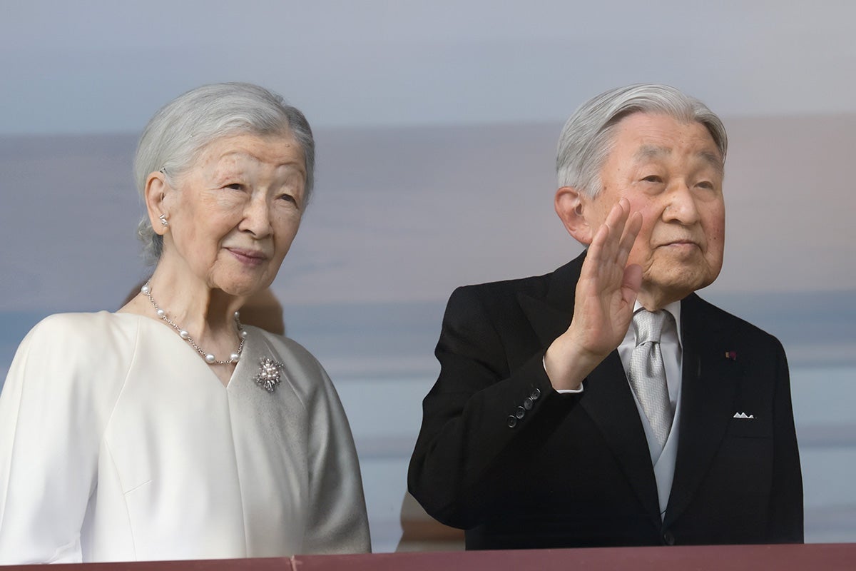 上皇さまと美智子さま宮内庁内で「ご健康不安」を心配する声…年明けから見せられていた“異変”