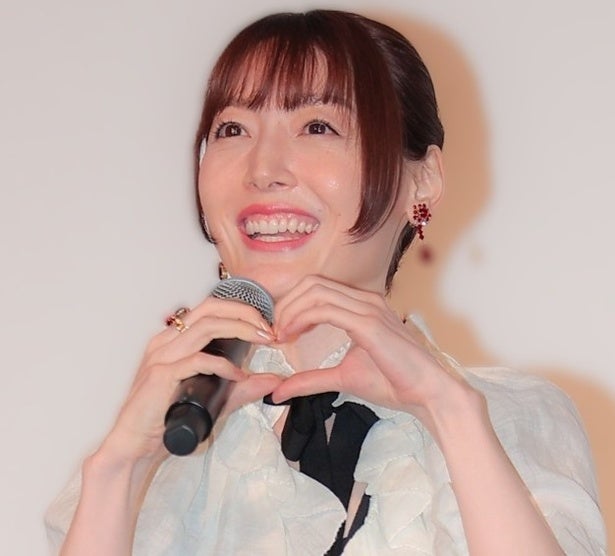 “チュー”コスがここまで似合うとは…花澤香菜、ねずみ耳＆ひげメイクに「香菜チュー似合ってる！」の声