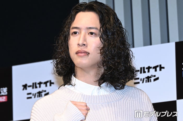 キタニタツヤ、人気バンド・ヨルシカのサポート終了へ suis＆n-bunaがエール「いつも大きな感謝を彼に感じていました」