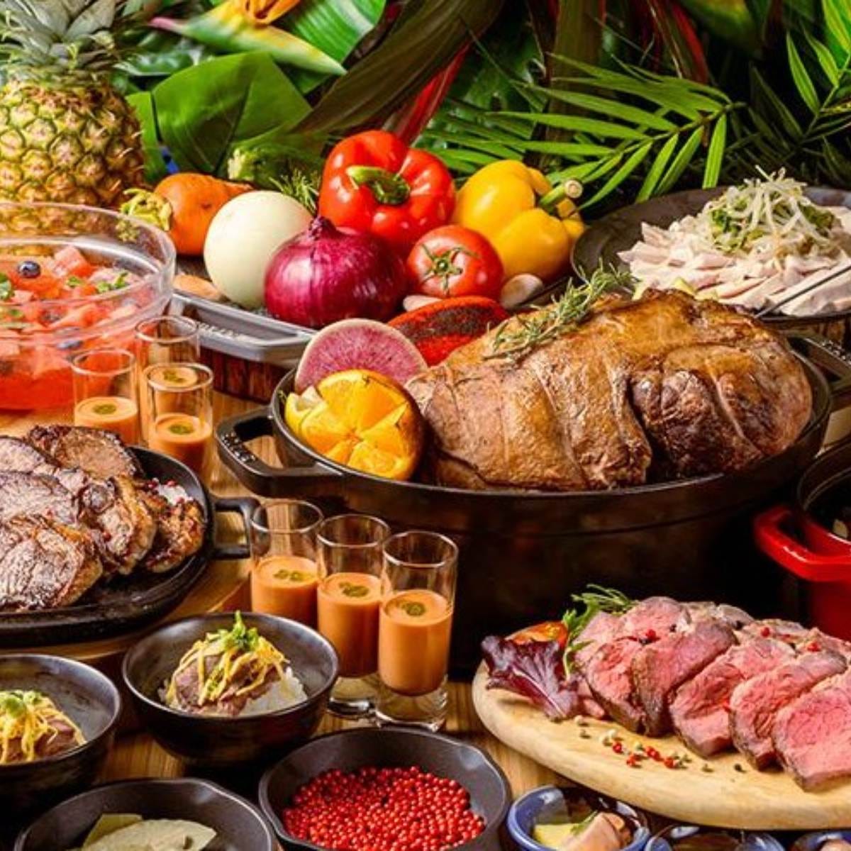 グランドプリンスホテル大阪ベイ「ザ・カフェ」で楽しむ肉ビュッフェ！夏を満喫「THE MEAT FES BUFFET～SUMMER RECHARGE」を体験
