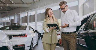 ハリアーを新車で買う場合に必要な金額は？年収400万円で買える？