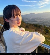 “可愛すぎる”と話題の20歳「卓球女子」、“透明感すごい”オフショットに衝撃『さんま御殿』出演が話題