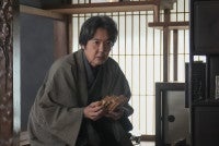『ばけばけ』“司之介”岡部たかし、視聴者ドン引きの仰天行動ツッコミ続々「もうやめてーー!!」「松江に送り返そう」