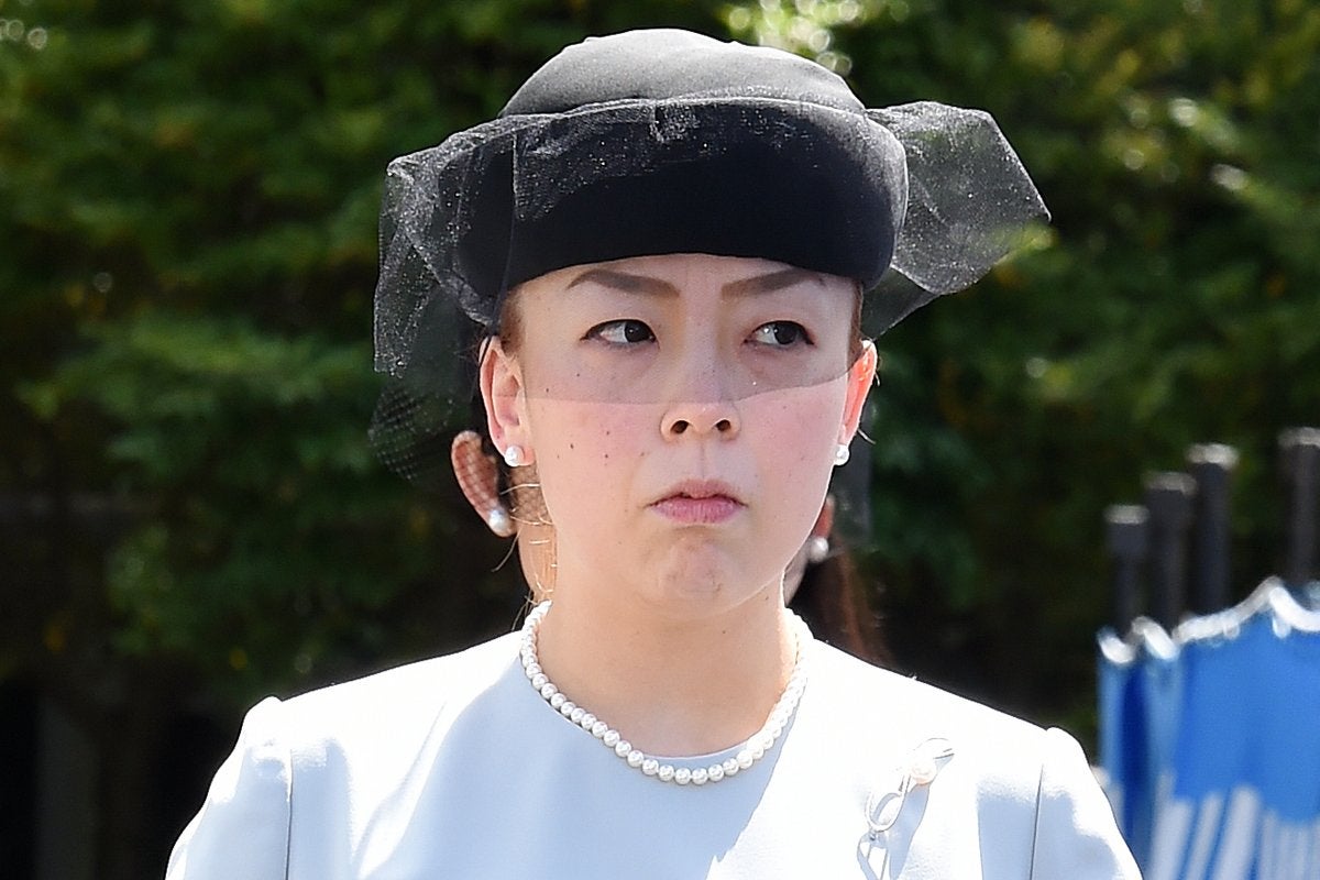 「今更感が強い」瑶子さま熊本地震で恒例の私的米国旅行をお取りやめも指摘される“遅さ”…天皇ご一家は震災翌日にご静養中止を発表