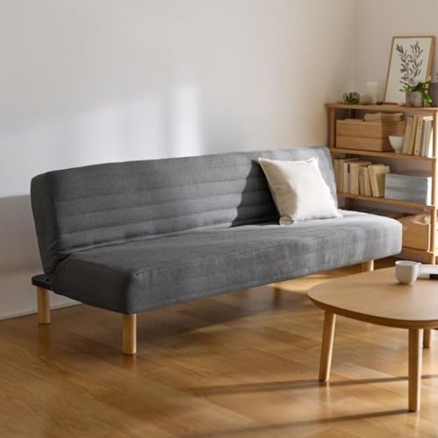 狭い部屋でも諦めない！一台二役で快適空間を実現する【無印良品】のソファベッドがAmazonで販売中！